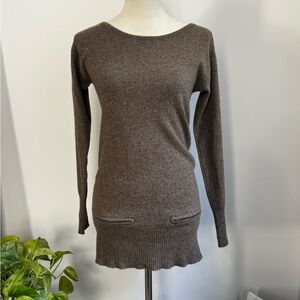Aqua Scoop Neck Long Sleeve Brown Knit Sweater